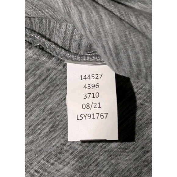 Yogalicious Lux Cropped Hoodie Gray White Camo Size XL Thumb Holes NEW NWT - Picture 10 of 10